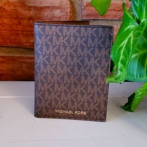 Michael Kors Bifold Wallet NWOT